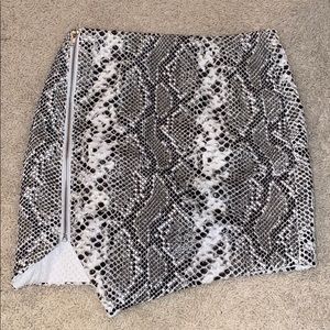 NWT snakeskin skirt